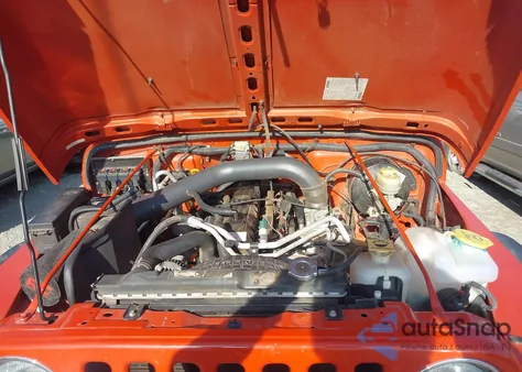 2006 Jeep Wrangler Se из США, поврежденный, VIN 1J4FA29S86P700057